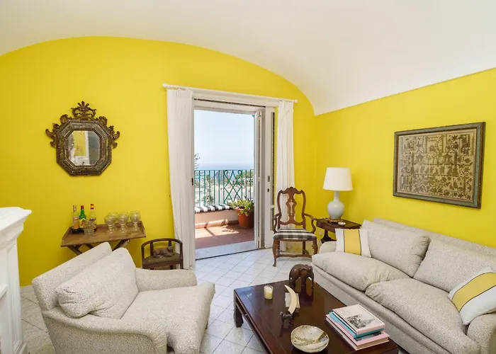 Апартаменты Casa Santa Teresa By Caprirooms *